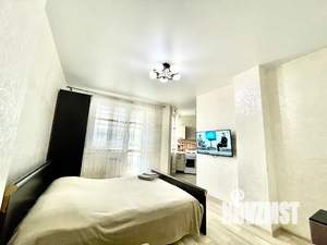 1-к квартира, посуточно, 38м2, 9/16 этаж