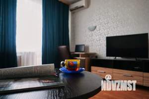 1-к квартира, посуточно, 38м2, 7/9 этаж