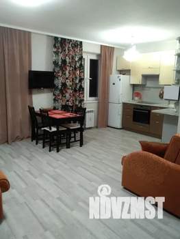 1-к квартира, посуточно, 33м2, 8/10 этаж