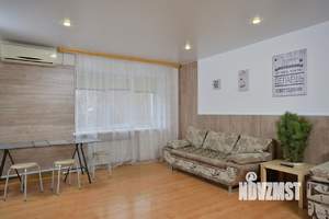 2-к квартира, посуточно, 50м2, 1/1 этаж