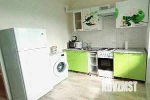 1-к квартира, посуточно, 37м2, 1/1 этаж