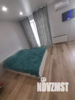 Студия квартира, посуточно, 45м2, 13/16 этаж