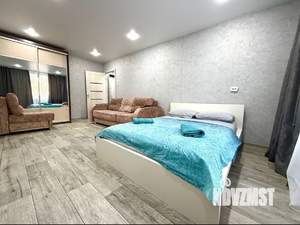 1-к квартира, посуточно, 35м2, 2/9 этаж