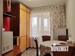 3-к квартира, посуточно, 64м2, 1/1 этаж