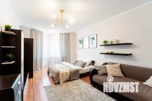 1-к квартира, посуточно, 42м2, 4/10 этаж