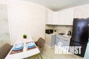 1-к квартира, посуточно, 35м2, 4/18 этаж