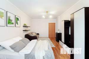 1-к квартира, посуточно, 42м2, 4/10 этаж