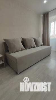 1-к квартира, посуточно, 35м2, 4/5 этаж