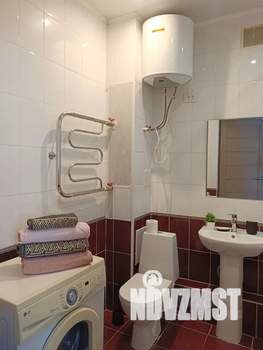 Студия квартира, посуточно, 40м2, 9/10 этаж