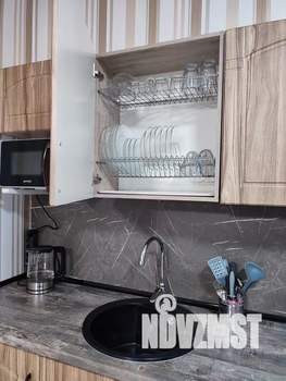 Студия квартира, посуточно, 42м2, 3/12 этаж