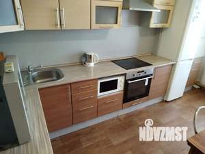 1-к квартира, посуточно, 50м2, 1/1 этаж