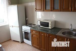 1-к квартира, посуточно, 43м2, 7/12 этаж