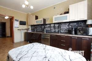 1-к квартира, на длительный срок, 49м2, 4/5 этаж