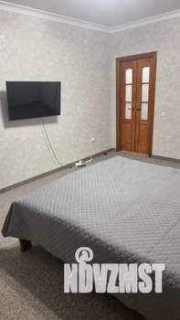 1-к квартира, посуточно, 42м2, 3/9 этаж