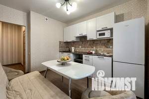 1-к квартира, посуточно, 38м2, 2/19 этаж