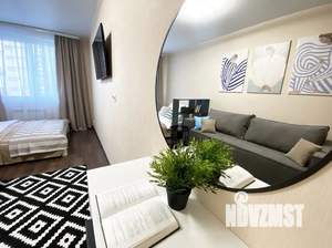 1-к квартира, посуточно, 40м2, 5/19 этаж