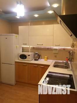 1-к квартира, посуточно, 37м2, 4/9 этаж