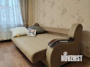 Студия квартира, посуточно, 38м2, 7/10 этаж