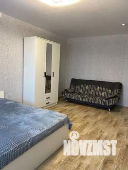 1-к квартира, посуточно, 38м2, 4/8 этаж