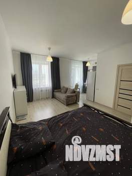 Студия квартира, посуточно, 35м2, 4/12 этаж