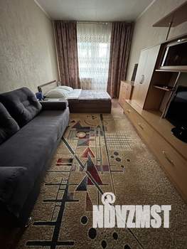 1-к квартира, посуточно, 42м2, 7/10 этаж