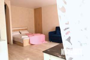 Студия квартира, посуточно, 45м2, 3/5 этаж