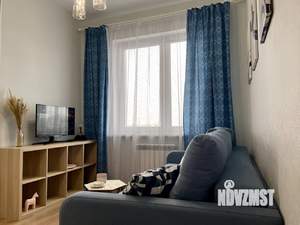 Студия квартира, посуточно, 42м2, 19/19 этаж