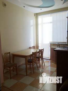 4-к квартира, на длительный срок, 129м2, 1/3 этаж