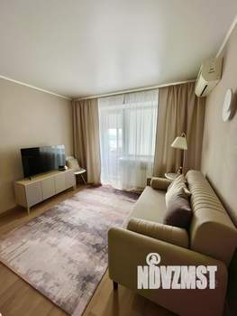 1-к квартира, посуточно, 33м2, 4/9 этаж