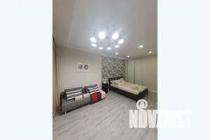 1-к квартира, посуточно, 53м2, 7/18 этаж