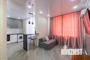 Студия квартира, посуточно, 37м2, 3/21 этаж