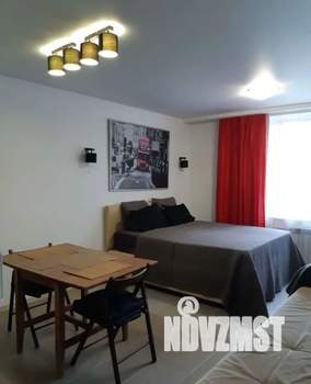 Студия квартира, посуточно, 30м2, 1/9 этаж