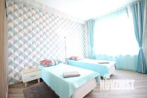 3-к квартира, посуточно, 76м2, 2/8 этаж