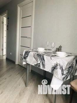 2-к квартира, посуточно, 45м2, 1/1 этаж