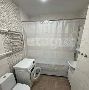 1-к квартира, на длительный срок, 42м2, 3/17 этаж