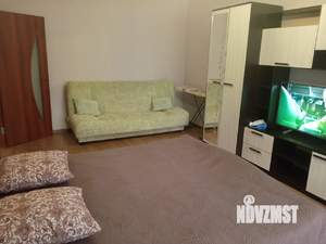 1-к квартира, посуточно, 37м2, 1/9 этаж