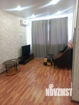 Студия квартира, на длительный срок, 40м2, 4/18 этаж