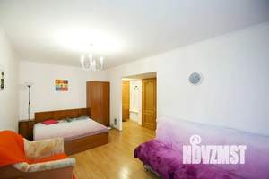 1-к квартира, посуточно, 45м2, 4/9 этаж