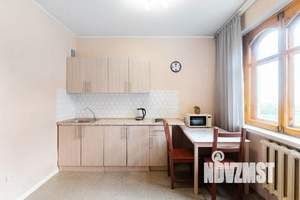 1-к квартира, посуточно, 38м2, 8/12 этаж