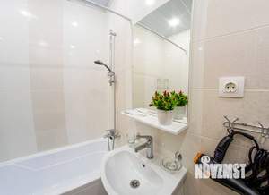 1-к квартира, посуточно, 40м2, 11/16 этаж