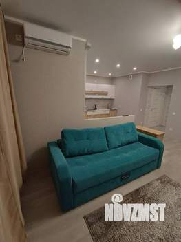 Студия квартира, посуточно, 40м2, 8/19 этаж