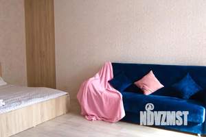 Студия квартира, посуточно, 45м2, 3/5 этаж