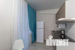 1-к квартира, посуточно, 33м2, 8/15 этаж