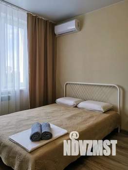 1-к квартира, посуточно, 40м2, 3/22 этаж