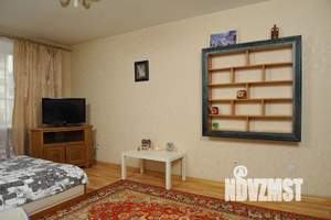 1-к квартира, посуточно, 45м2, 3/9 этаж