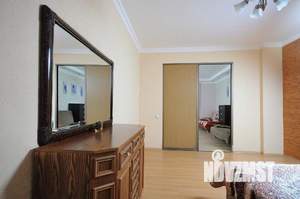 2-к квартира, посуточно, 70м2, 1/1 этаж