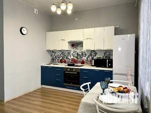 Студия квартира, посуточно, 42м2, 19/19 этаж