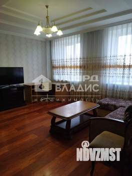 3-к квартира, на длительный срок, 130м2, 4/10 этаж