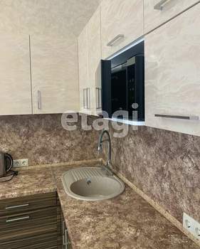 Студия квартира, на длительный срок, 43м2, 1/3 этаж