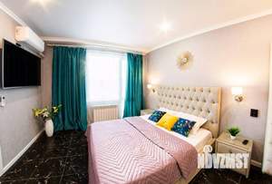 1-к квартира, посуточно, 35м2, 2/18 этаж